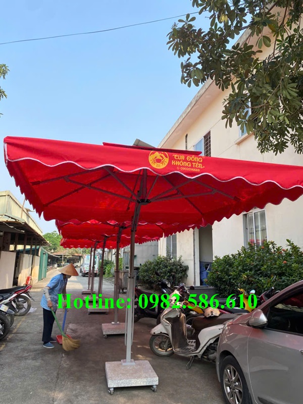 Ô DÙ LỆCH TÂM VUÔNG CHO NHÀ HÀNG